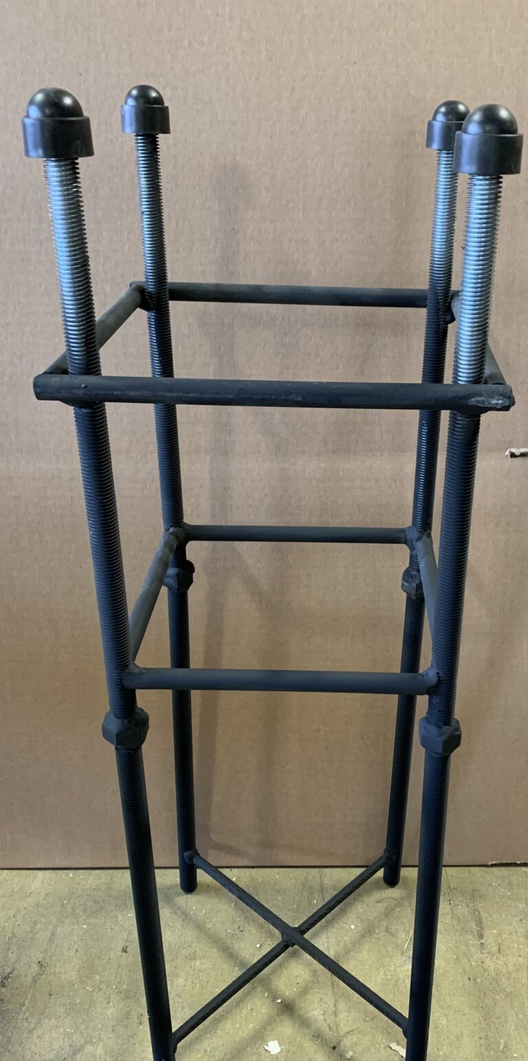 Innstøpningsanordning for 220 cm stolpe